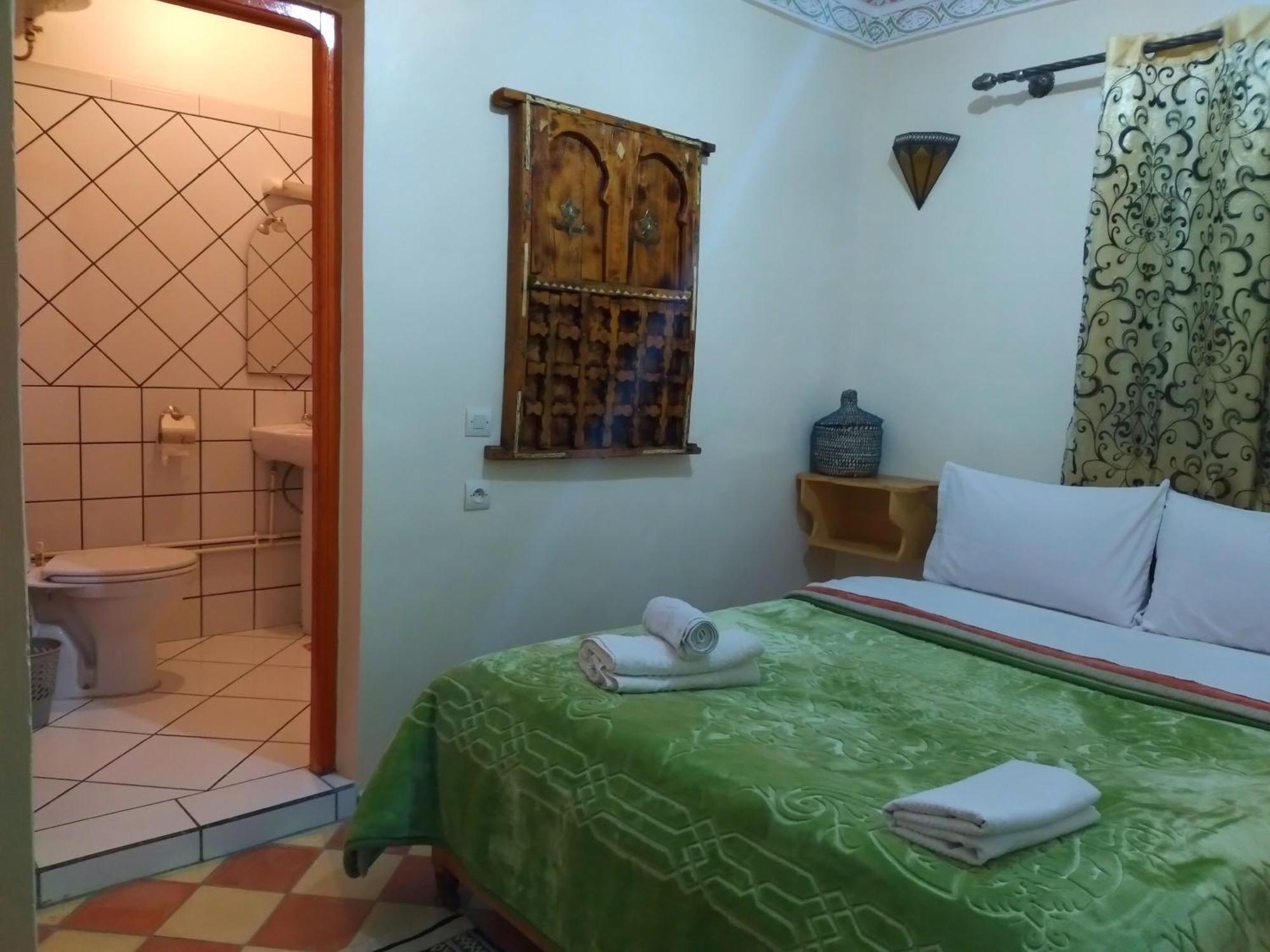 Berbere De La Montagne Hotel Imdiazene Rum bild