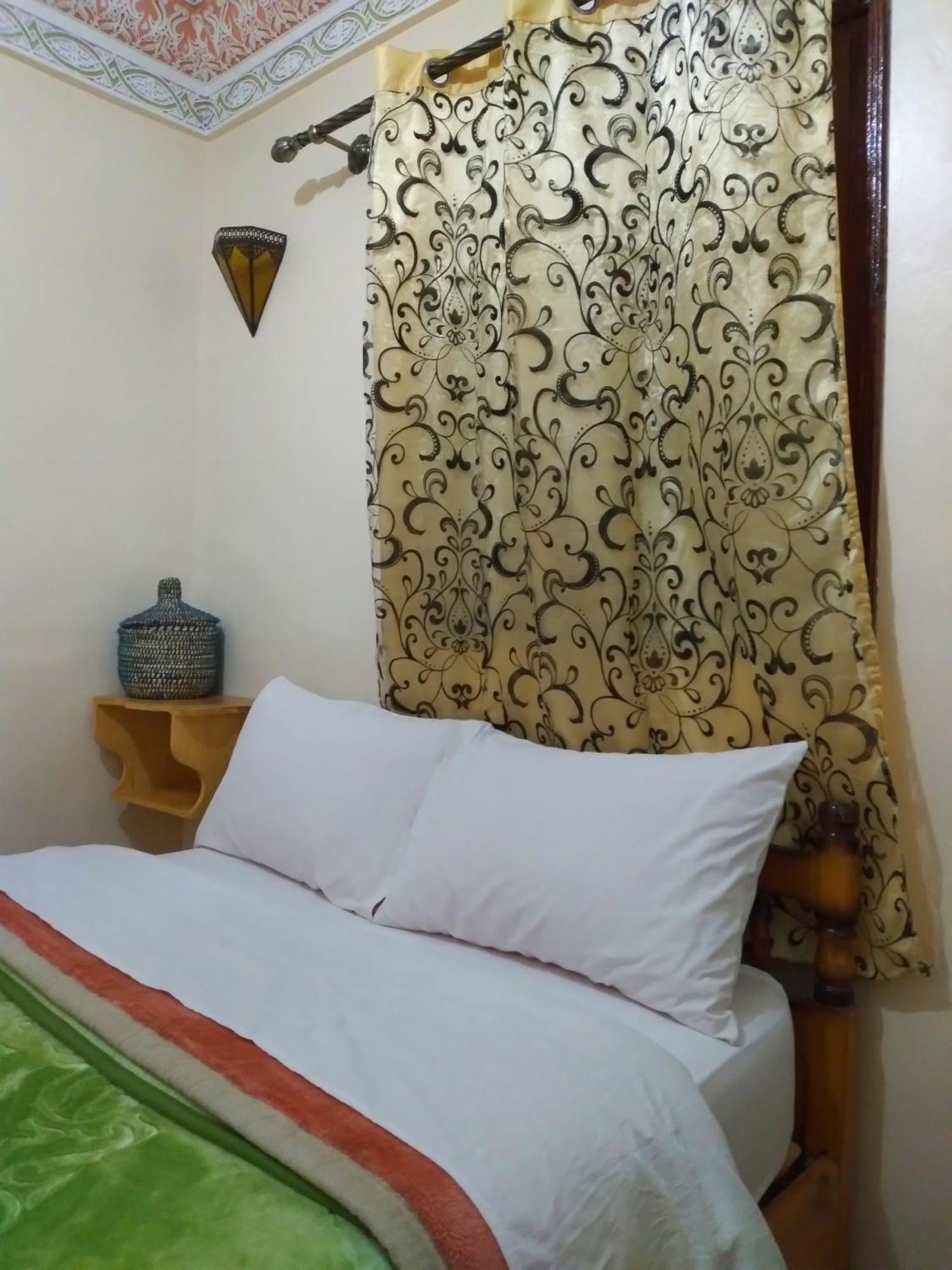 Berbere De La Montagne Hotel Imdiazene Rum bild