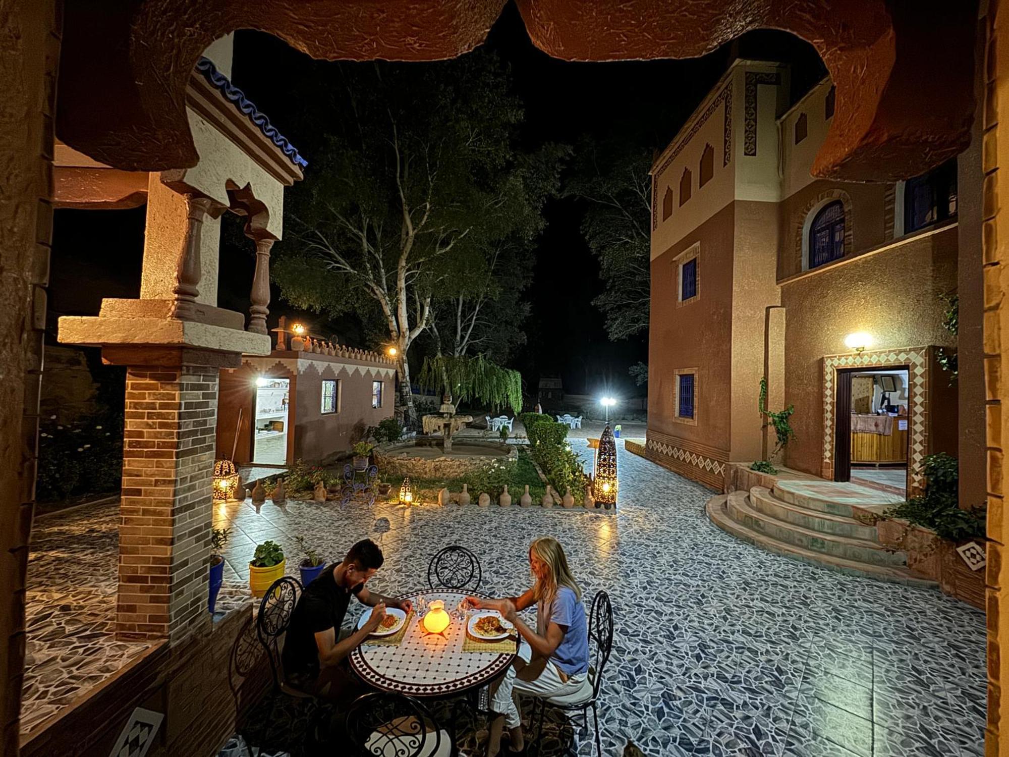 Berbere De La Montagne Hotel Imdiazene Exteriör bild