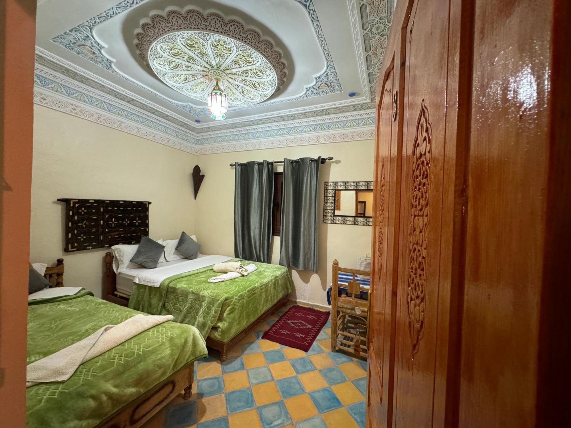 Berbere De La Montagne Hotel Imdiazene Exteriör bild