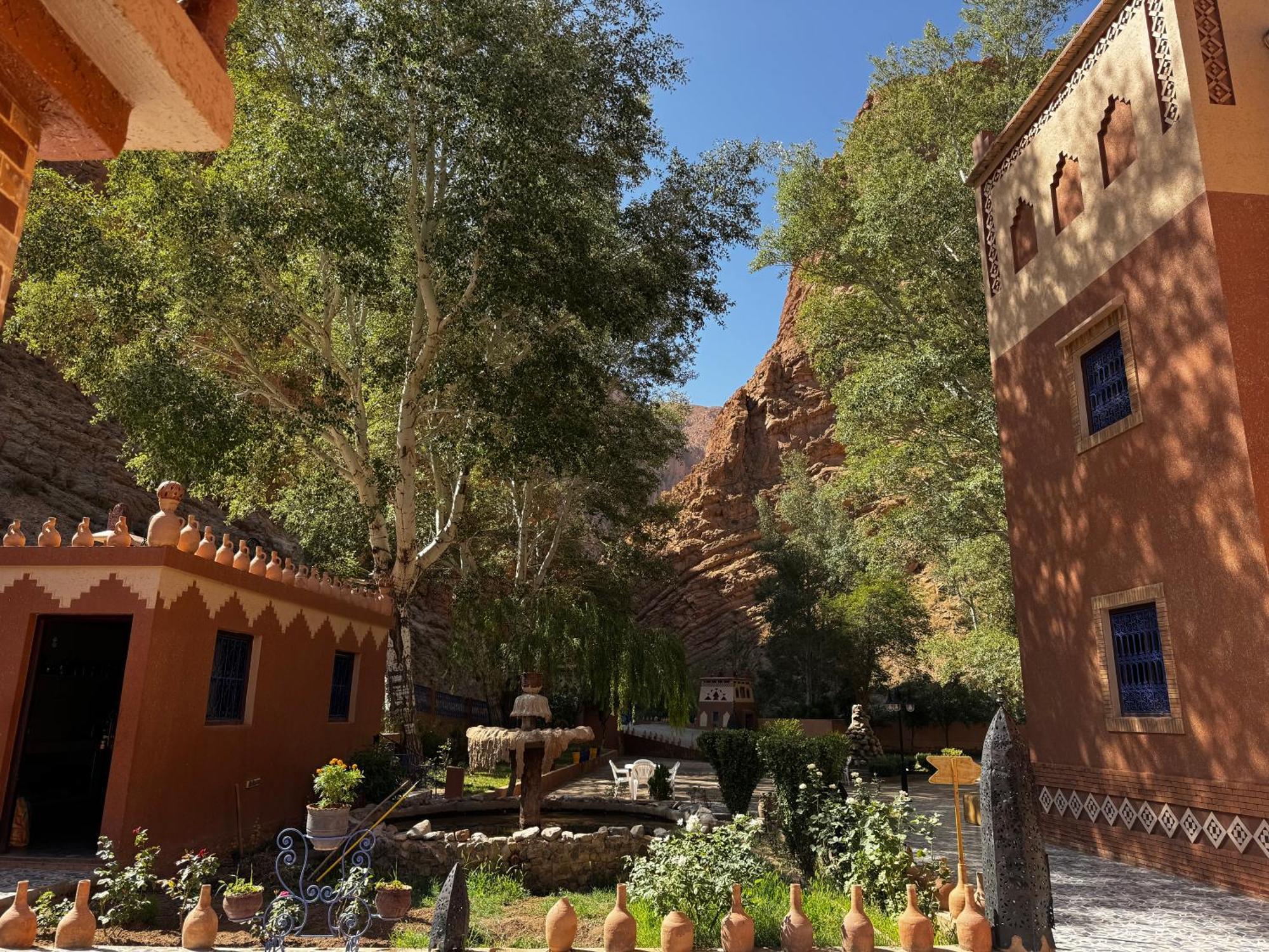Berbere De La Montagne Hotel Imdiazene Exteriör bild