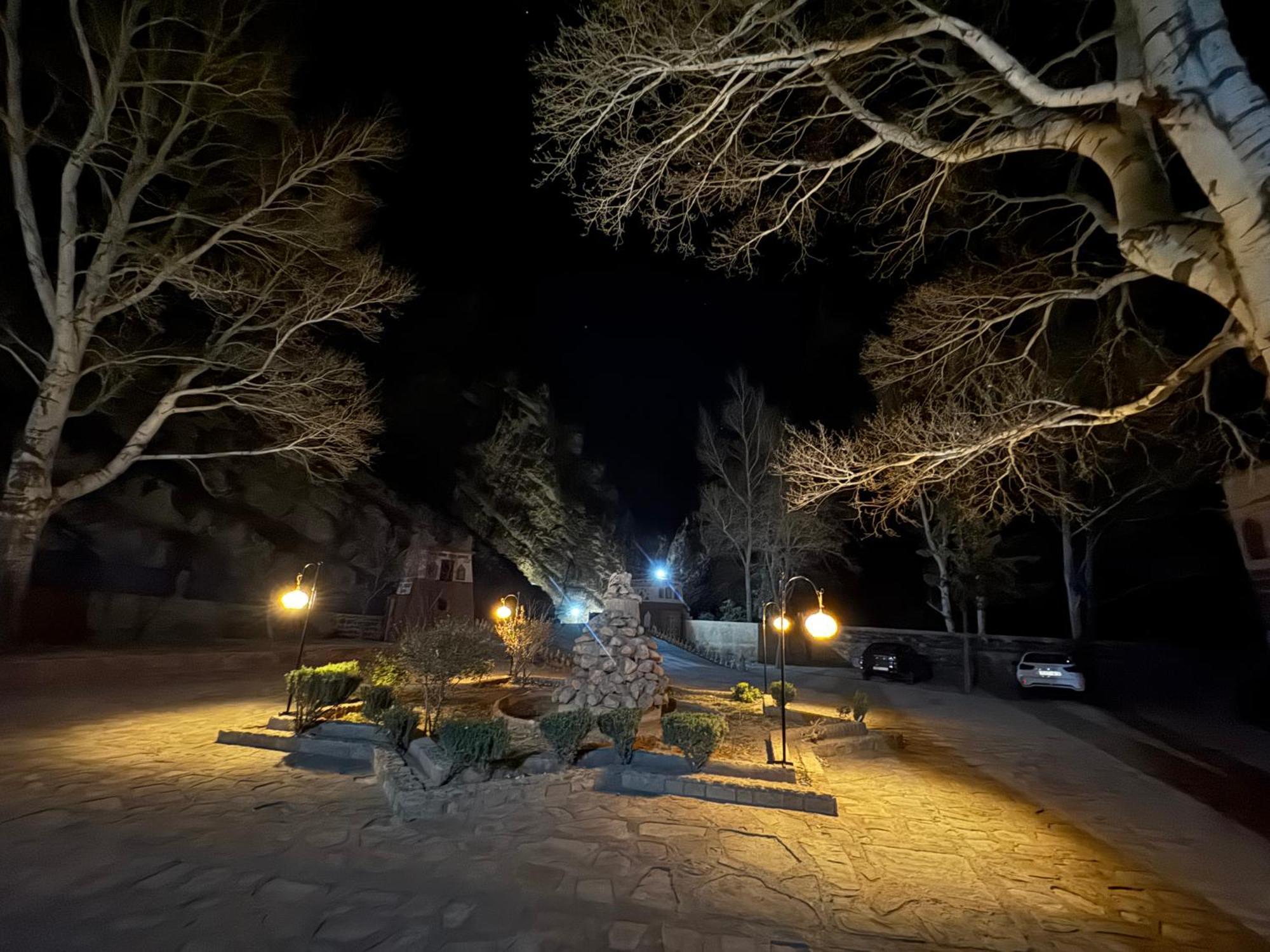 Berbere De La Montagne Hotel Imdiazene Exteriör bild